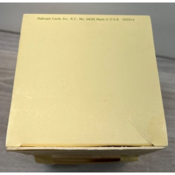 Hallmark Satin Ball Ornament Santa's Workshop Vintage 1980 Tree Trimmer Collecti - Picture 11 of 11